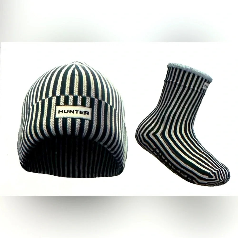 Hunter Beanie and Socks Brand New in Box - Picture 1 of 4